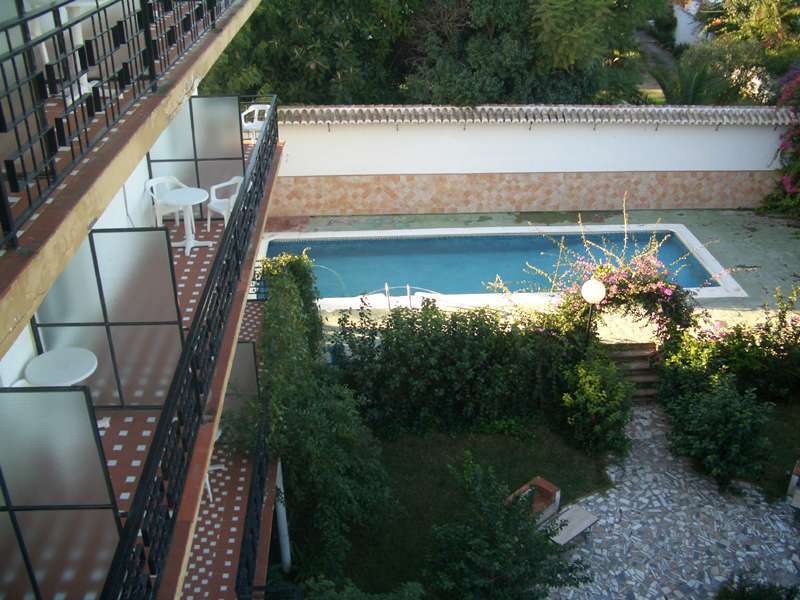 Hotel Carmen Teresa Torremolinos Bagian luar foto